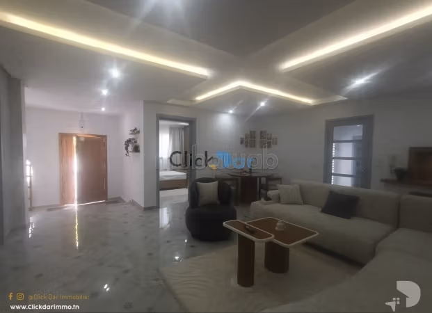 A Louer: Maison avec terrasse à Hammamet