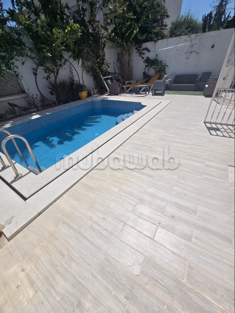 Triplex avec pisicine à gammarth