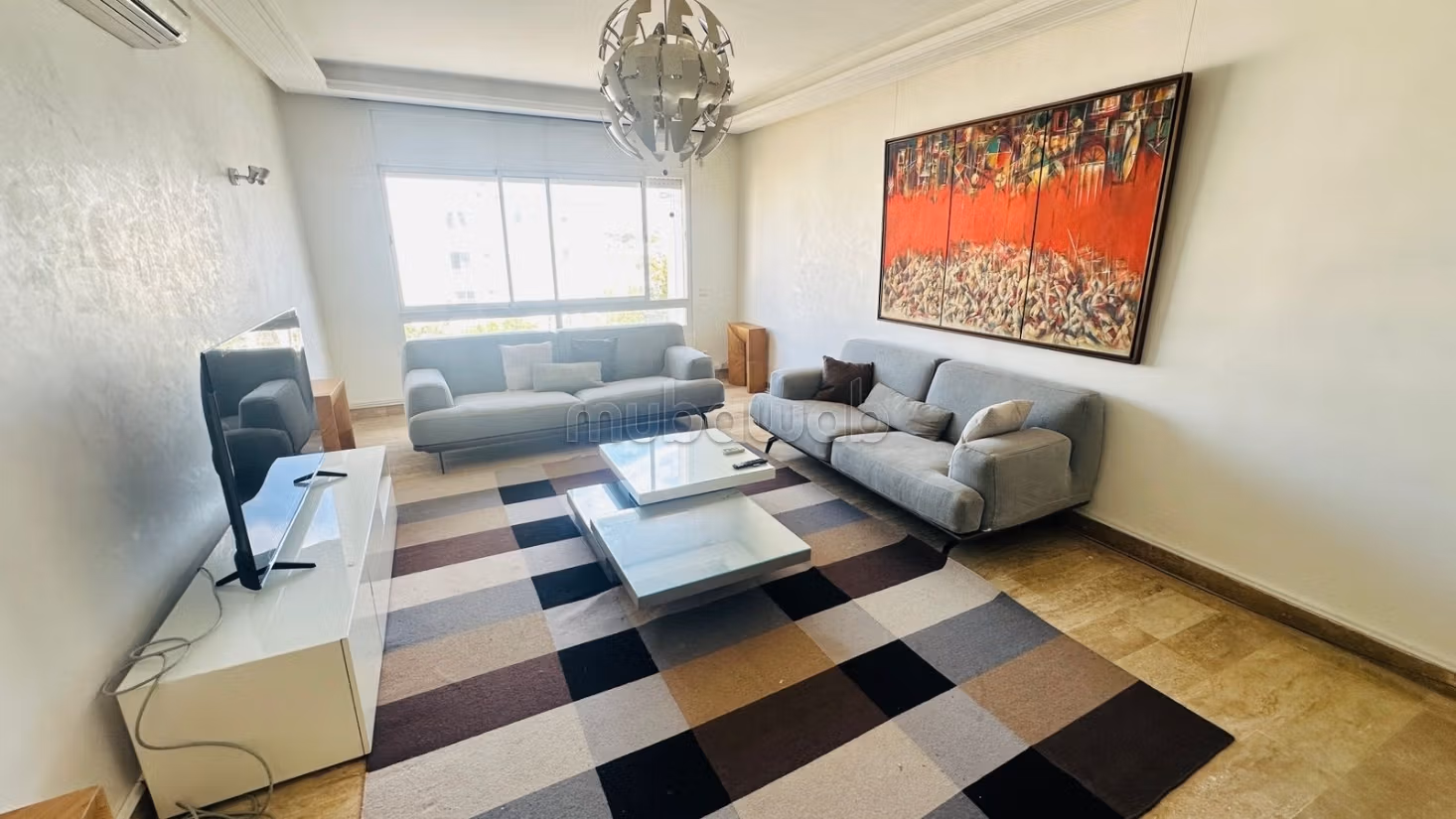 Superbe Appartement de 180 m² avec Bureau à Louer à Hay Riad