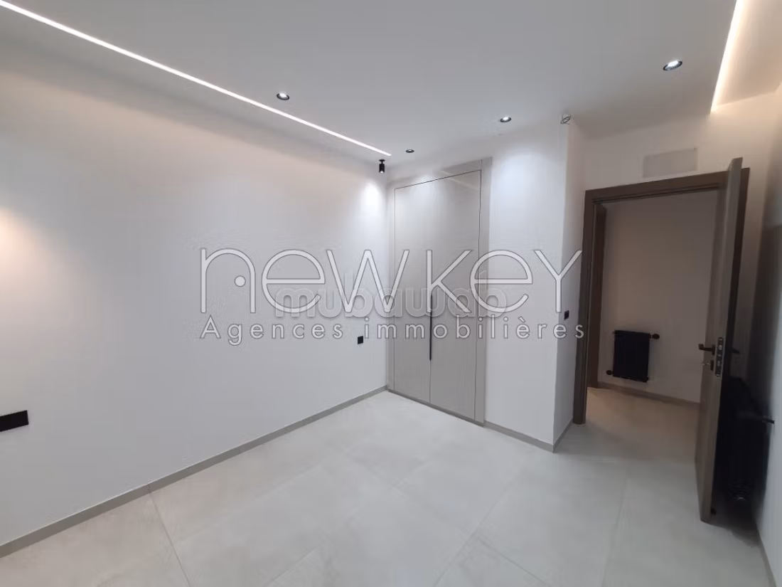 Appartement S2 à vendre à La Soukra
