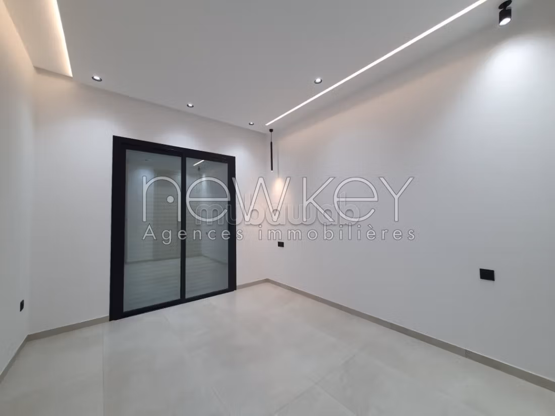 Appartement S2 à vendre à La Soukra
