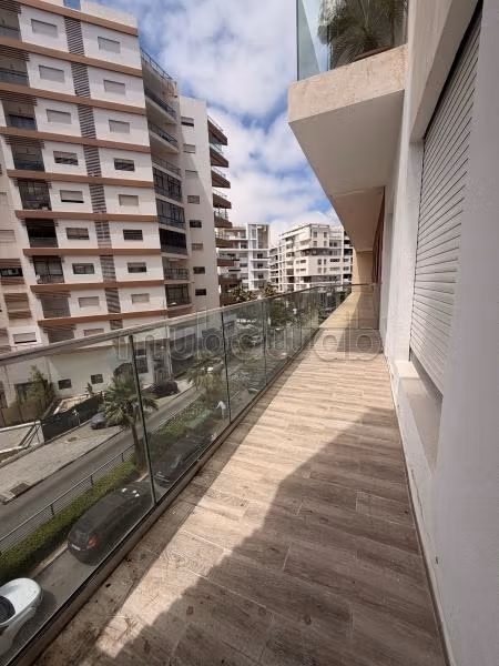 Very nice empty apartment for rent in Prestigia Hay Riad