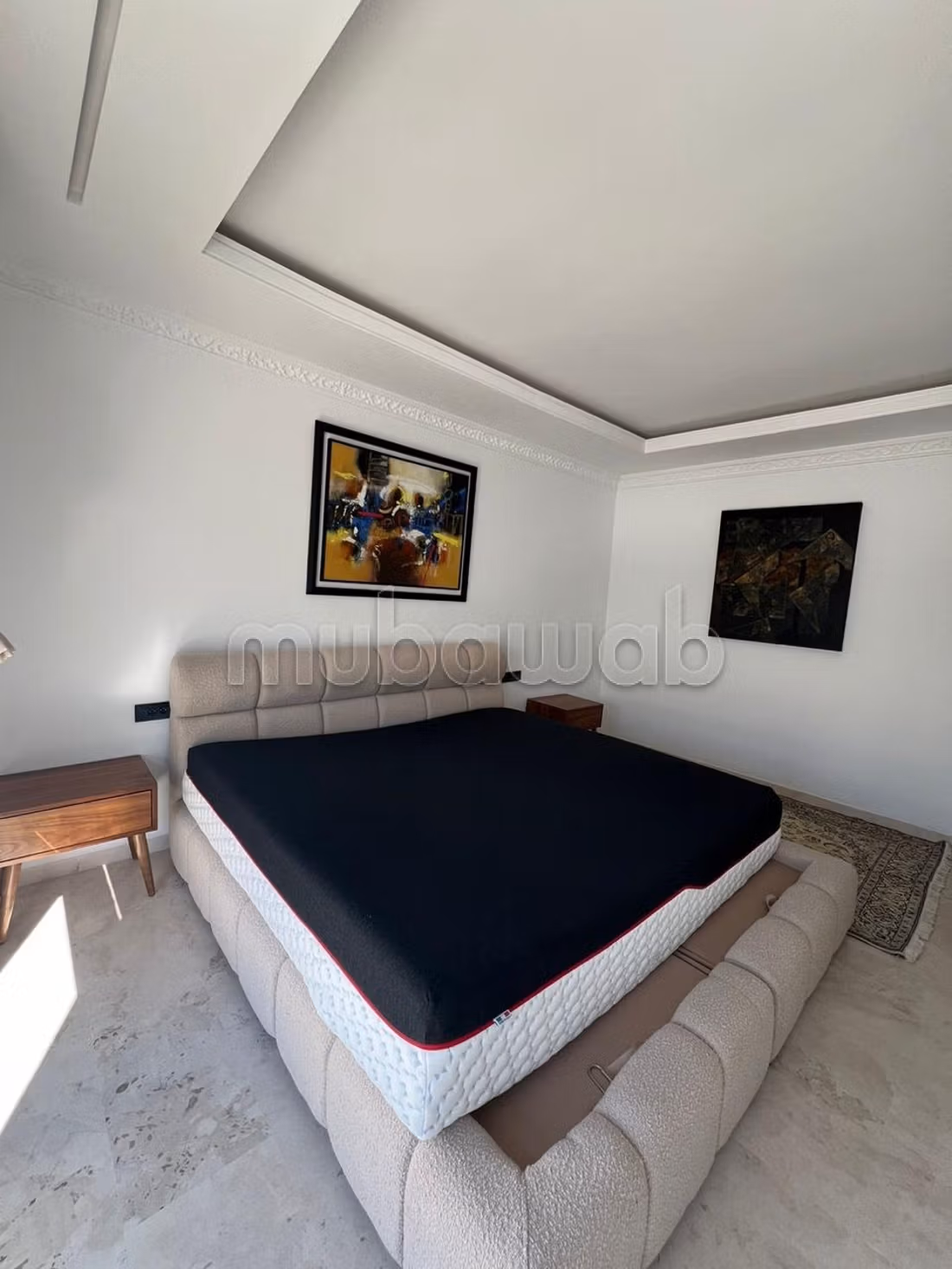 Superbe appartement à louer à Haut Agdal.
Surface totale 100 m².
Meublé — 4