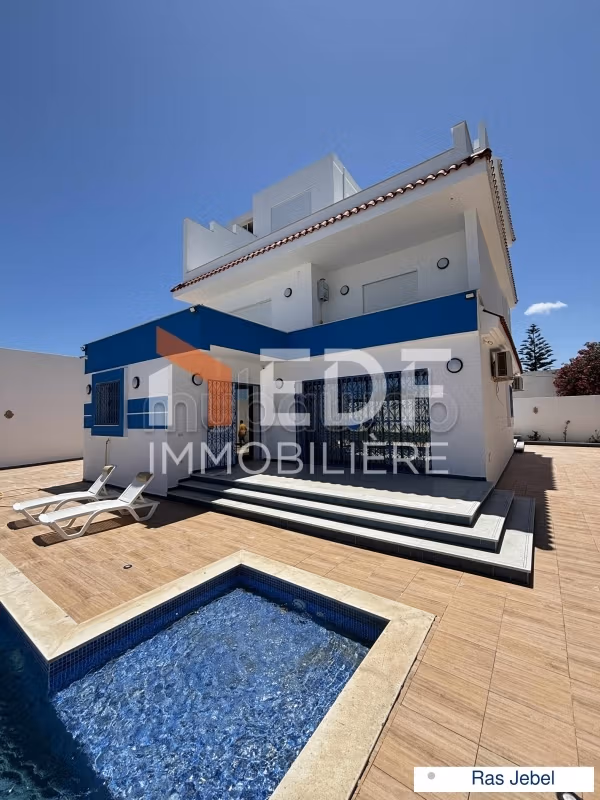 A Louer Villa S5 Pied dans l'eau à Ras Jebel