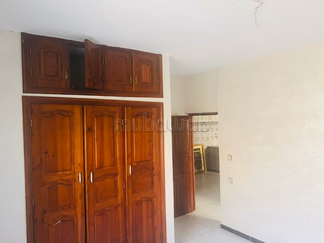 Apartamento en venta en Hay Rahma. 4 habitaciones. Puerta blindada