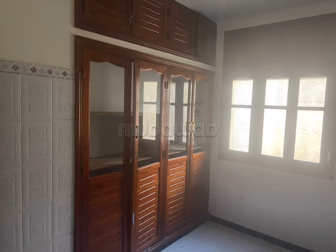 Apartamento en venta en Hay Rahma. 4 habitaciones. Puerta blindada