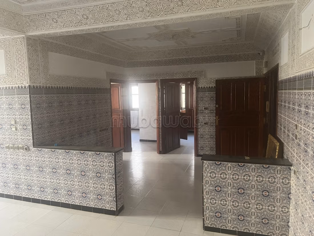 Apartamento en venta en Hay Rahma. 4 habitaciones. Puerta blindada