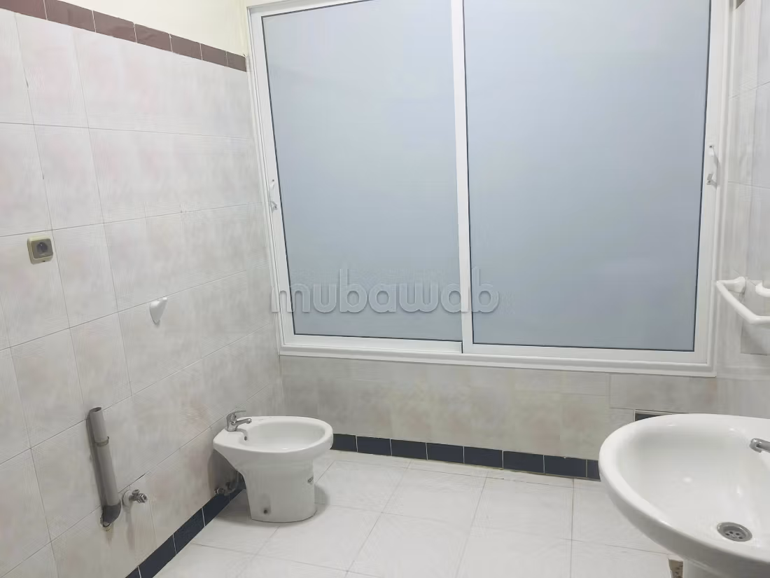 Apartamento en venta en Hay Rahma. 4 habitaciones. Puerta blindada