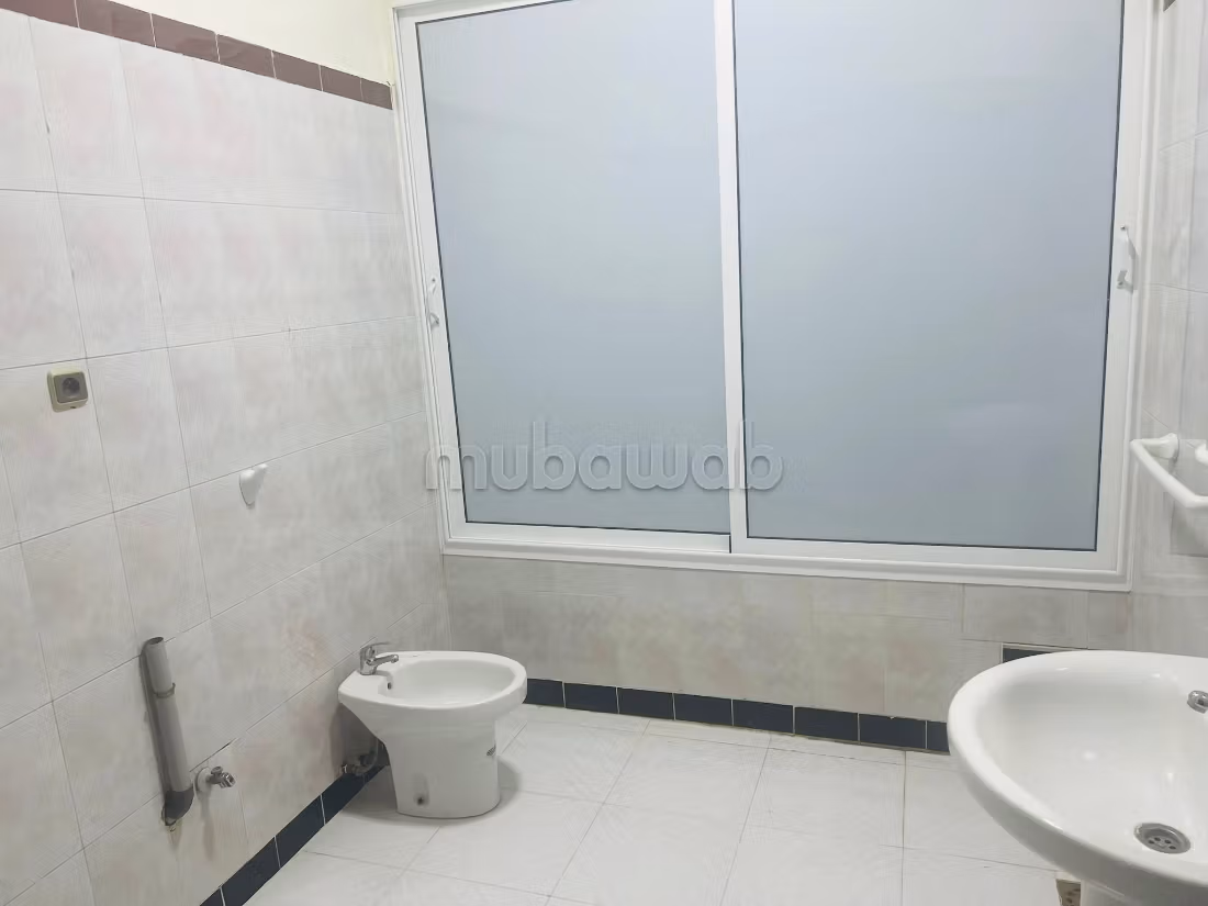 Apartamento en venta en Hay Rahma. 4 habitaciones. Puerta blindada