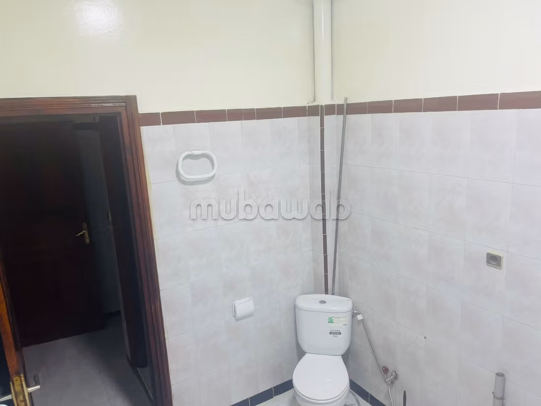 Apartamento en venta en Hay Rahma. 4 habitaciones. Puerta blindada