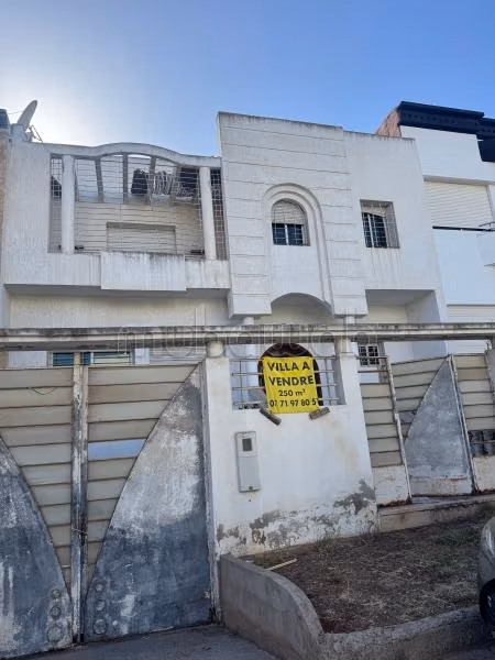 Villa à vendre – Sidi Maârouf, Casablanca