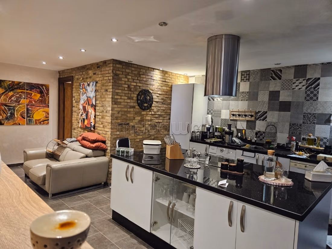 Appartement 255 m² à vendre meublé 
Allal Fassi 
Marrakech — 6