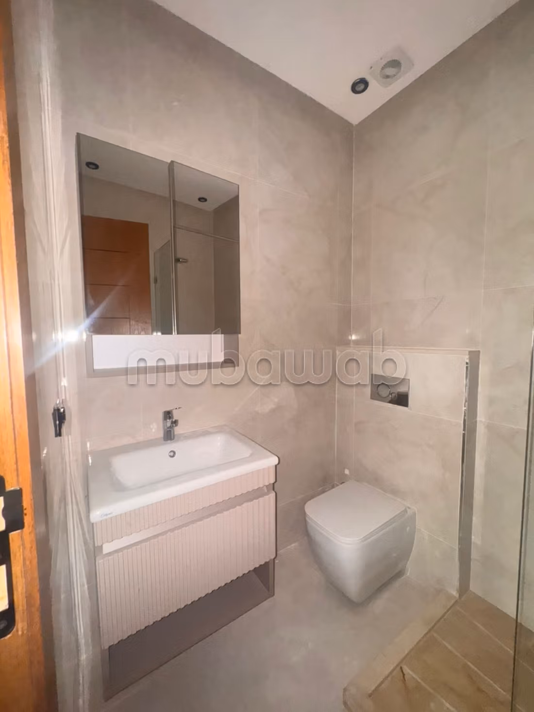 Apartment for rent, high standard empty Marjane