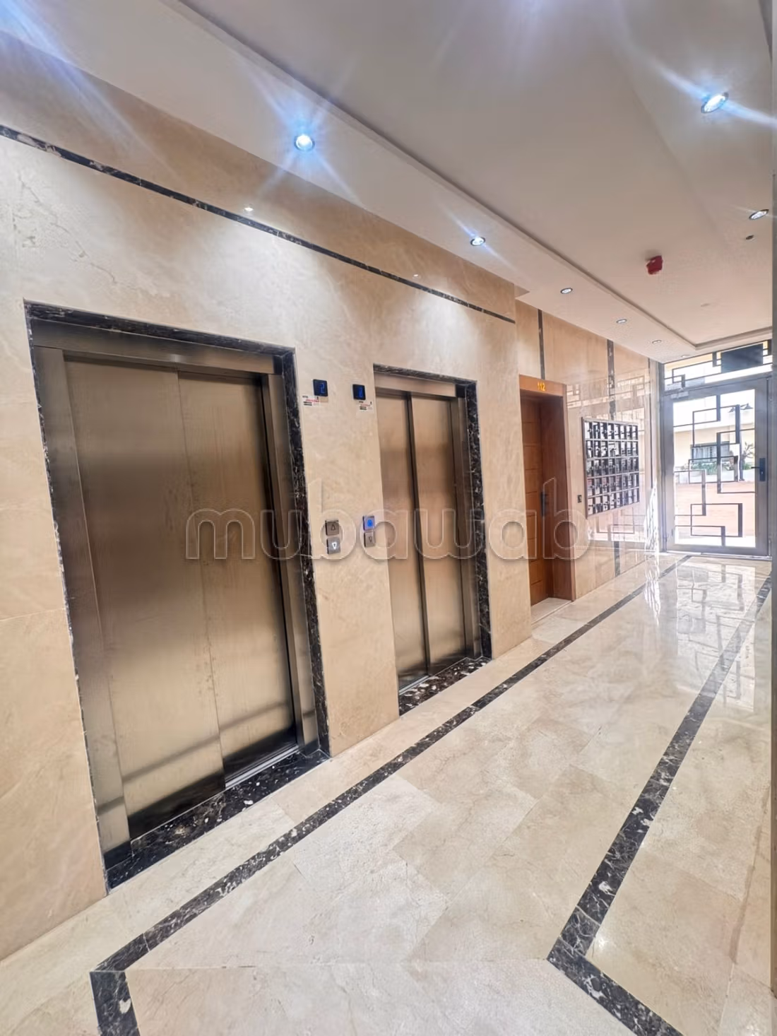 Apartment for rent, high standard empty Marjane