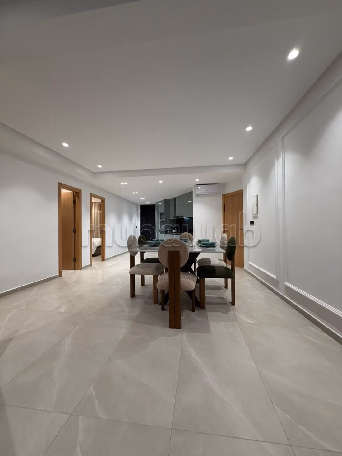 Très bel appartement en location a L'OCEAN Centre Ville. 2 belles chambres. Meublé — 3