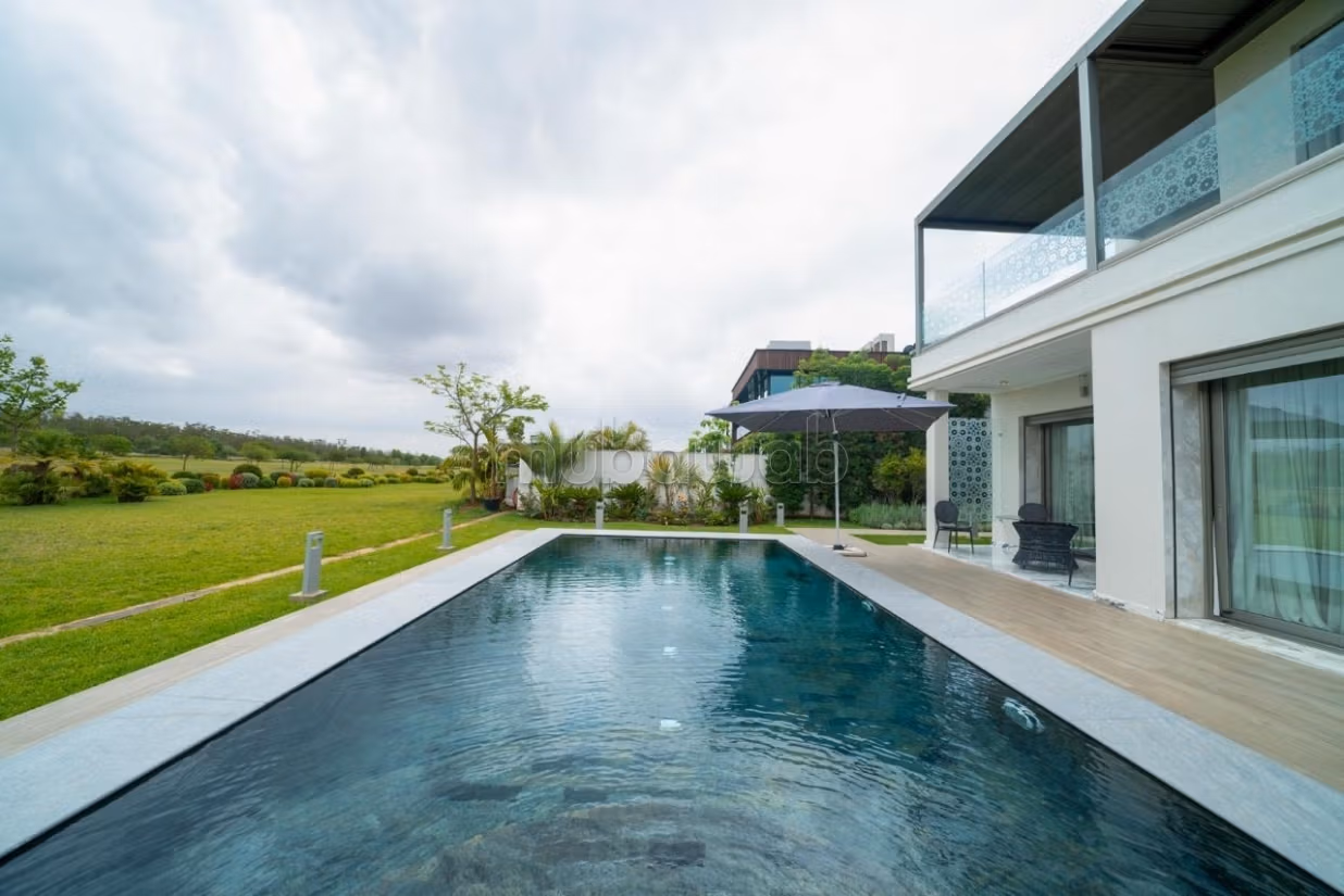 Exclusieve Villa Te Koop - Groene Stad Bouskoura