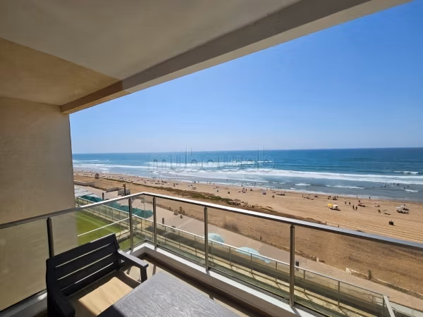 Apartment for sale with direct sea view