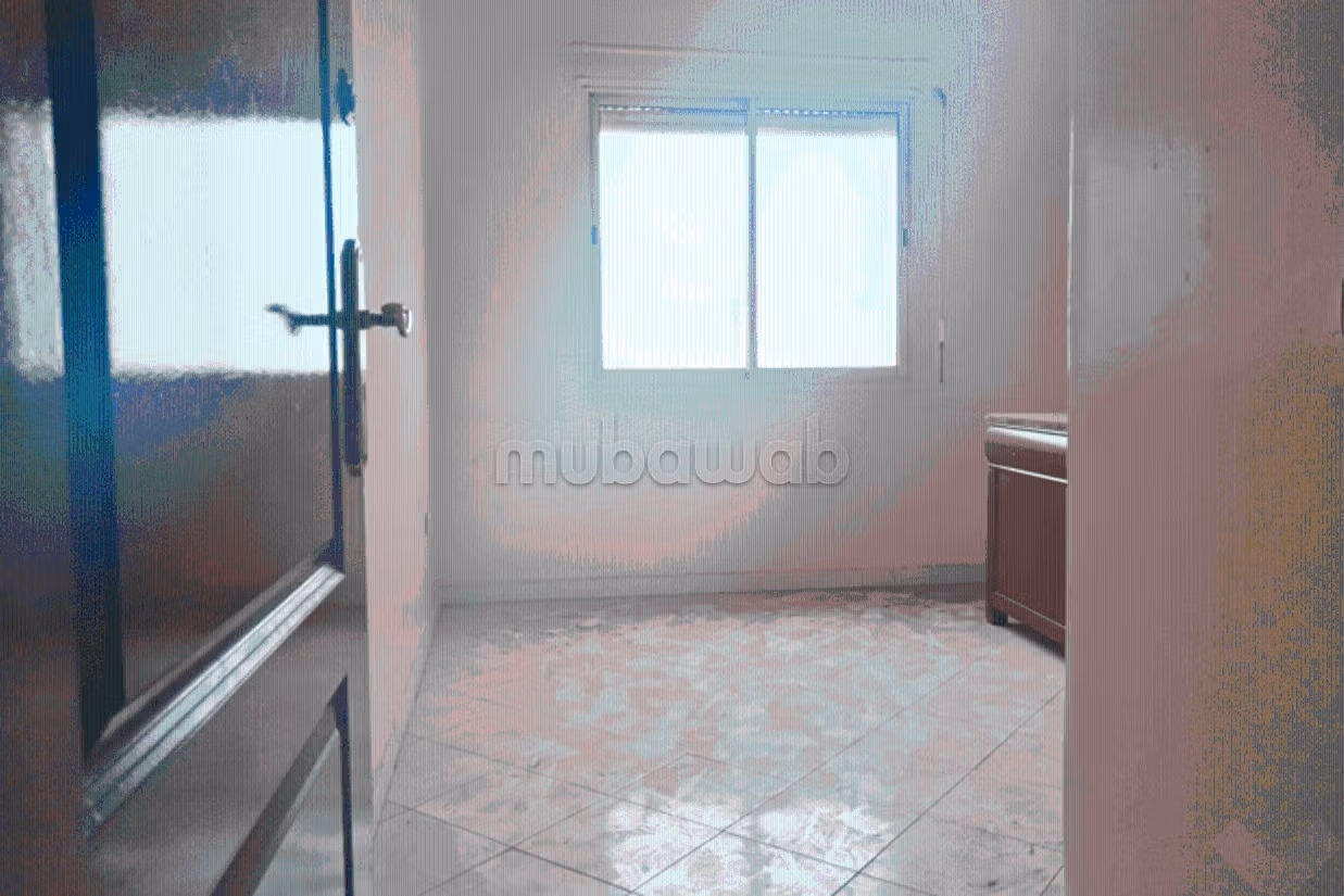 Geweldig appartement te koop in de wijk Al-Mussira 3.2 geweldige stukken. Porter