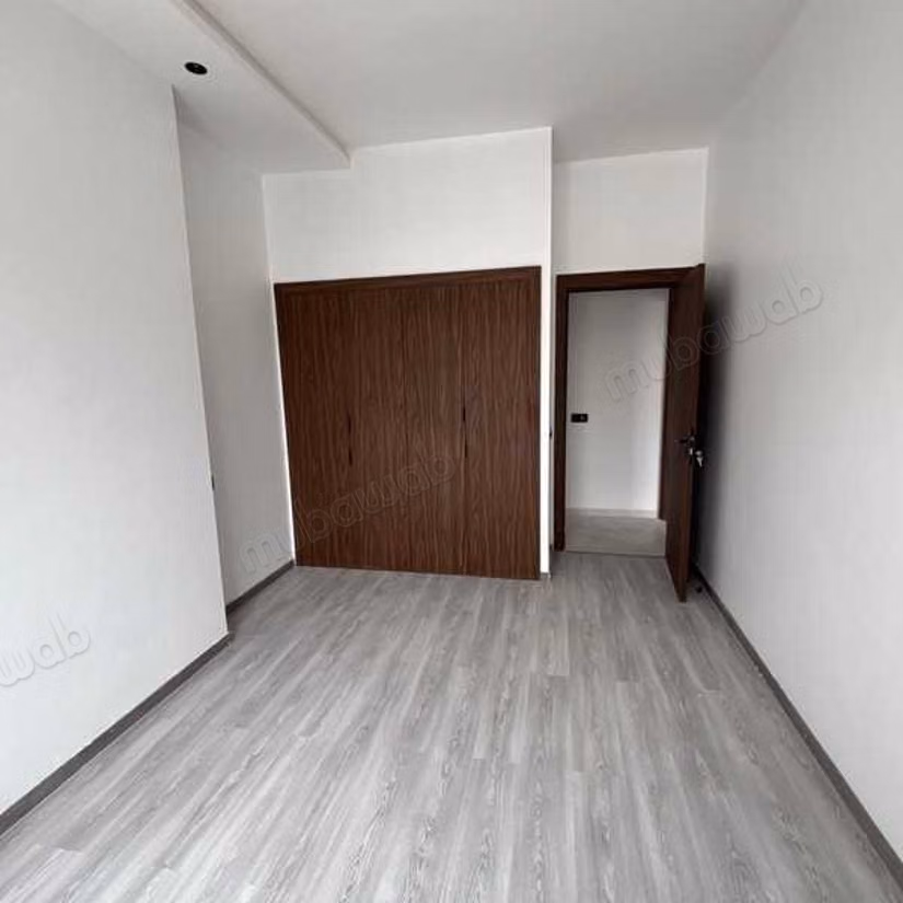 Appartamento in Affitto di 101.0 m² ad Ain Harrouda, Dalla Fattoria