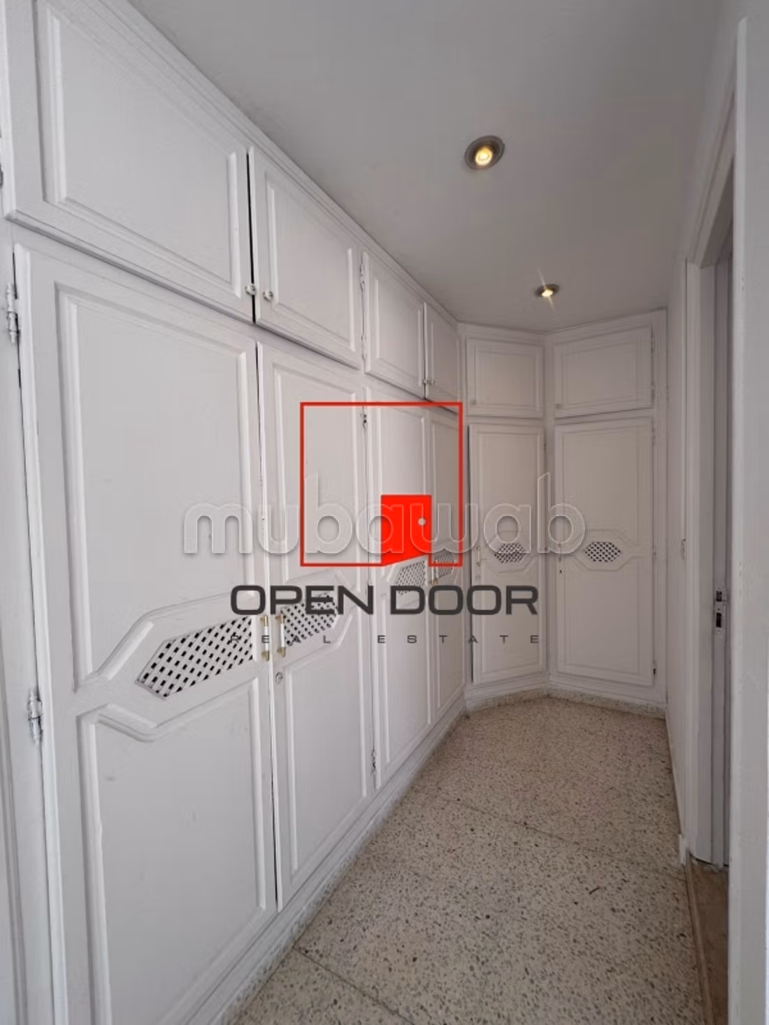 Villa S6 con Piscina e Giardino a Gammarth