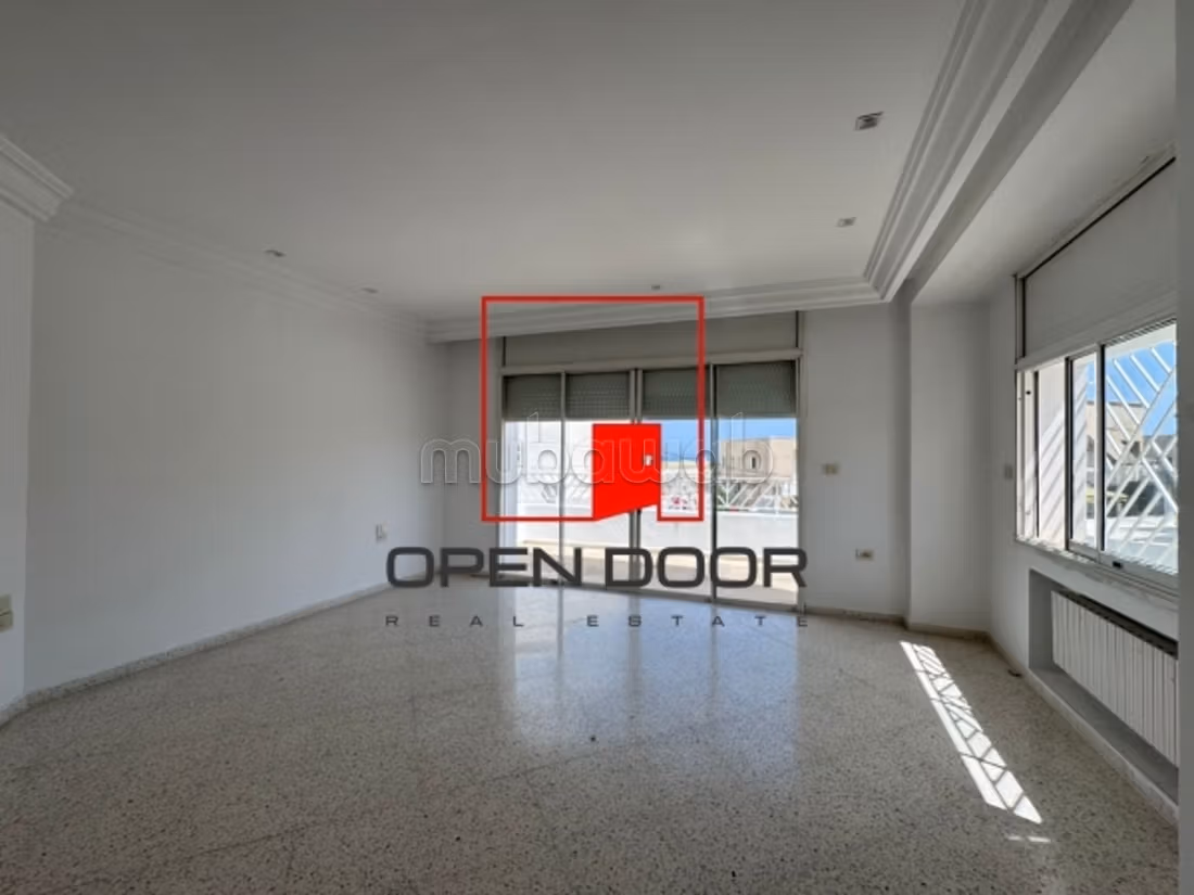 Villa S6 con Piscina e Giardino a Gammarth
