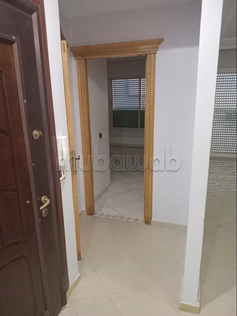 Appartement dans un endroit calme est sécurisé — 4