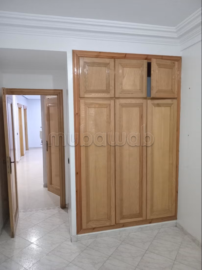 Appartement dans un endroit calme est sécurisé — 6