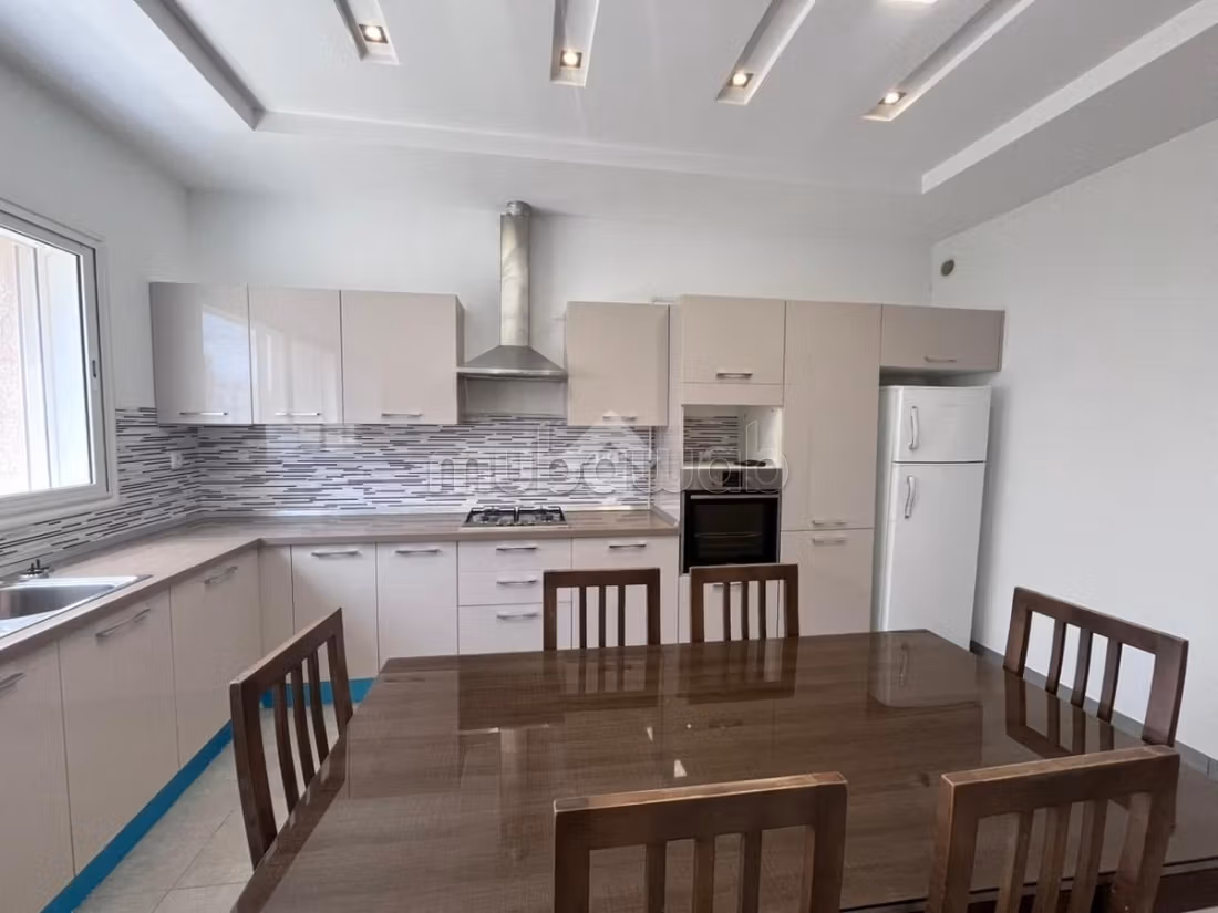 Etage de villa en location