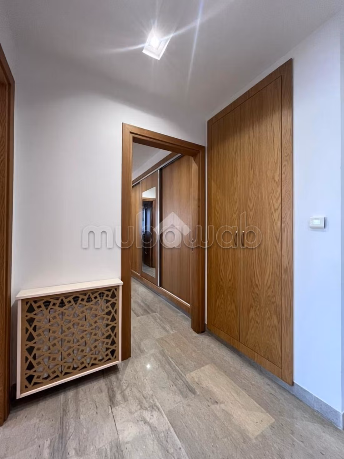 Etage de villa en location