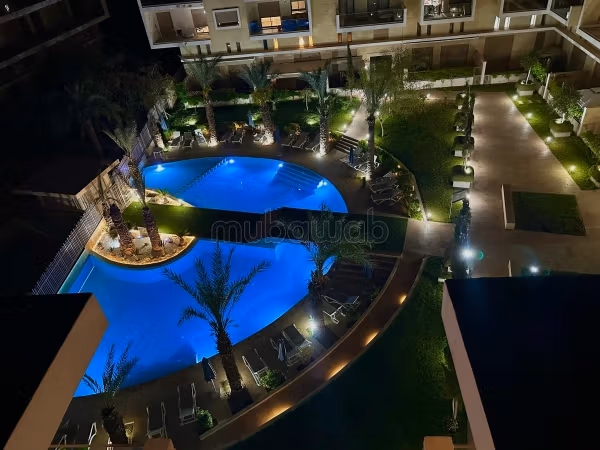 Appartamento arredato, residence chiuso, piscina