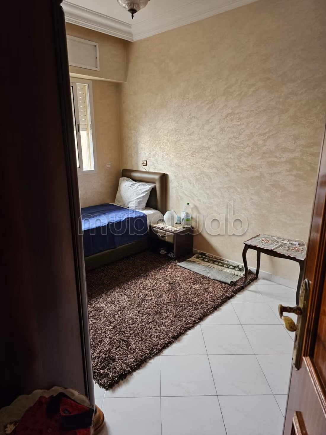À louer – bel appartement meublé – bourgogne, — 2