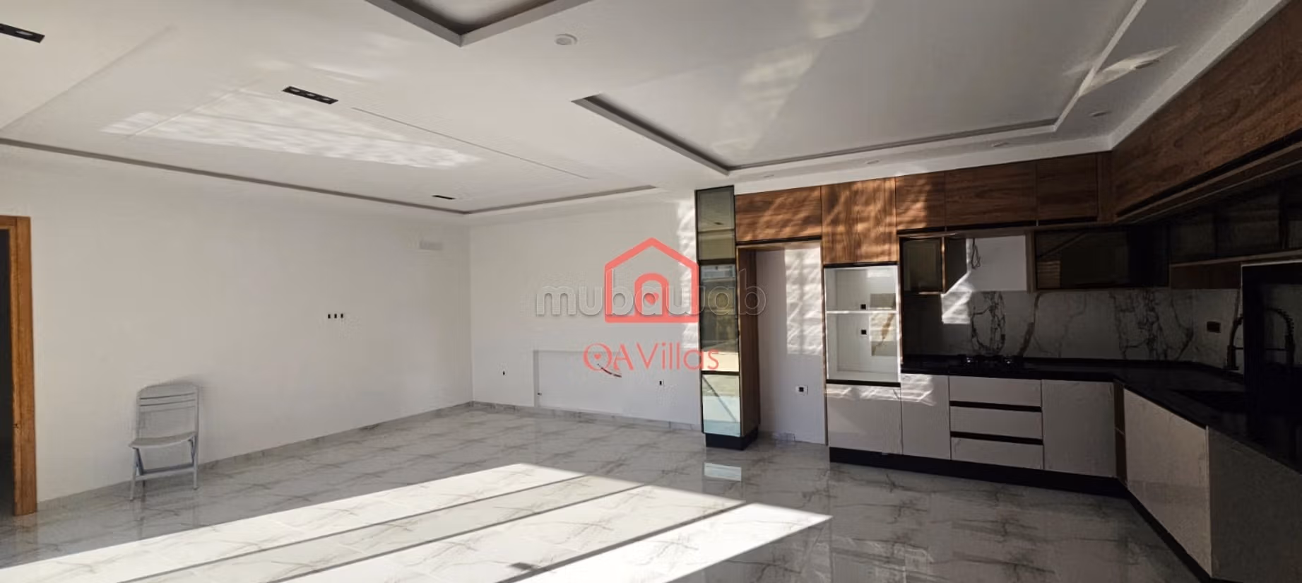 A vendre villa s4 Hammamet zone théâtre