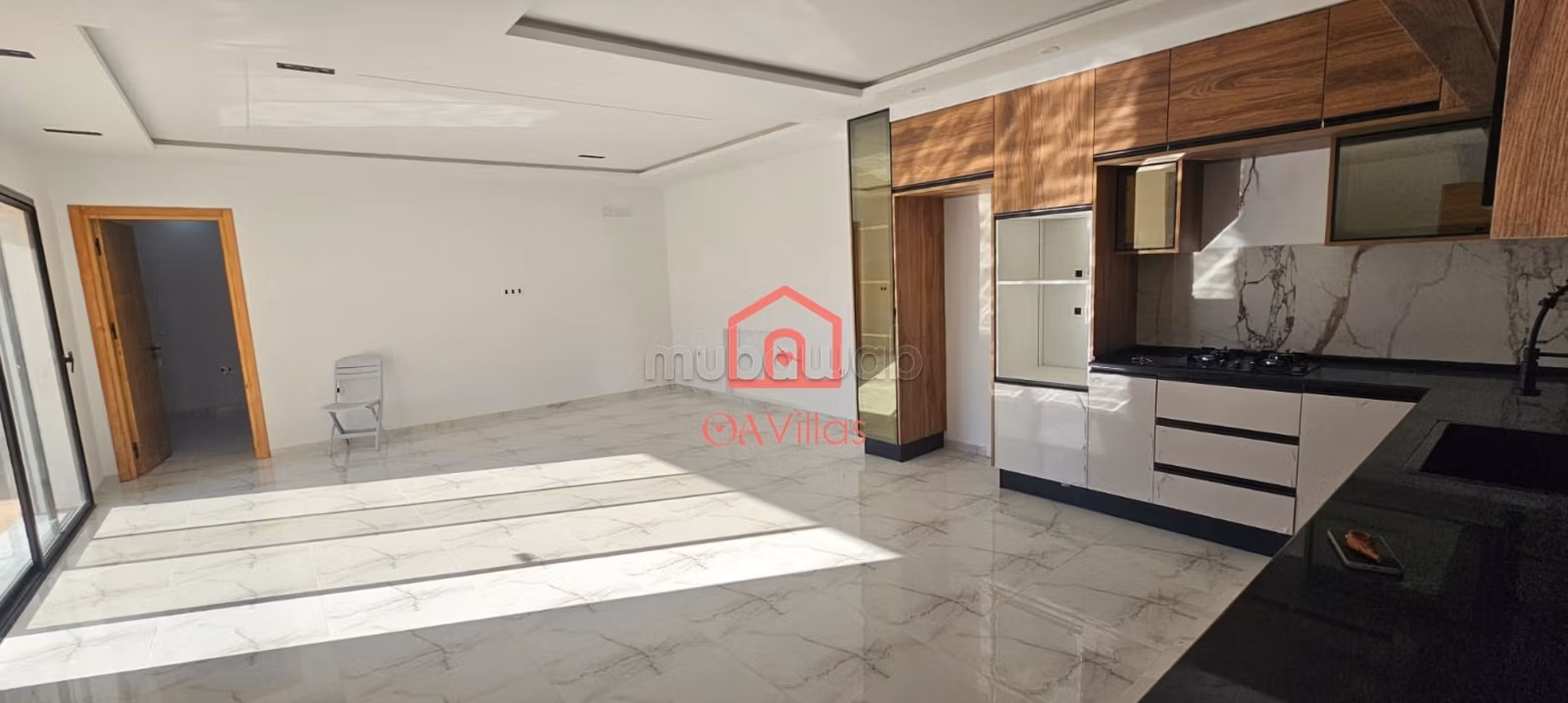 A vendre villa s4 Hammamet zone théâtre