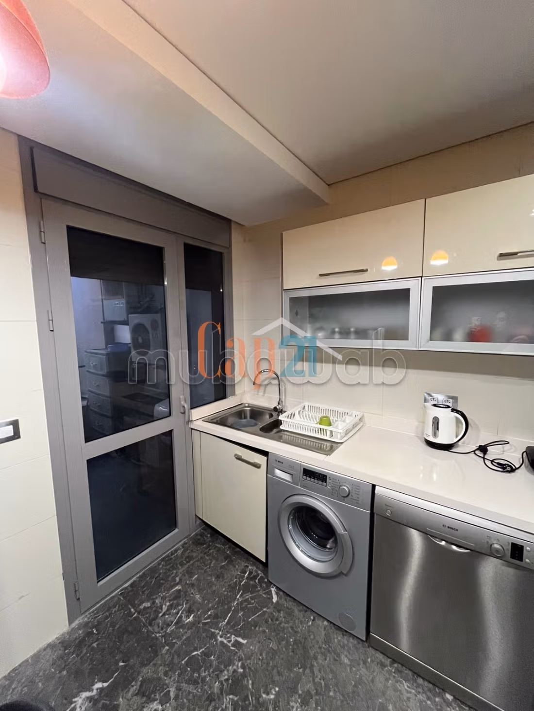 Furnished apartment with garden and pool for rent