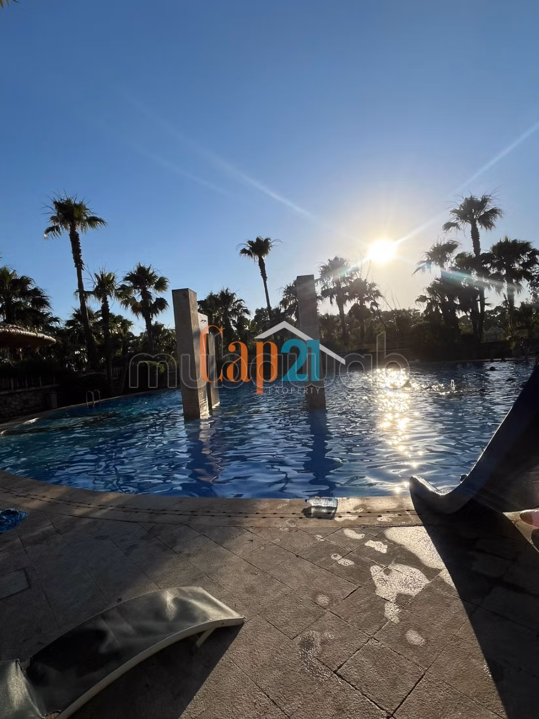 Furnished apartment with garden and pool for rent