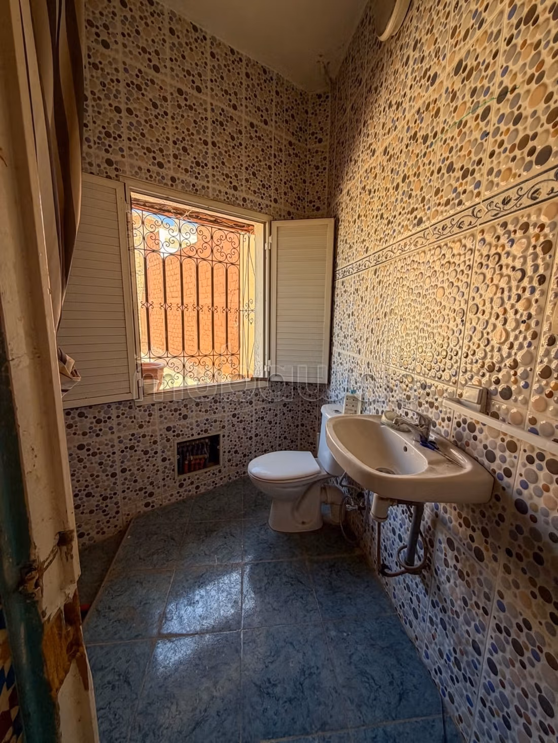 Riad titré 151 m², 8 chambres, terrasse vue Médina