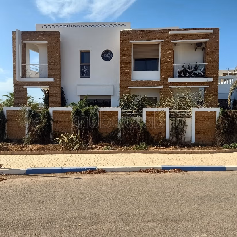 Splendida villa in vendita a Tilila. Superficie di 250 m²