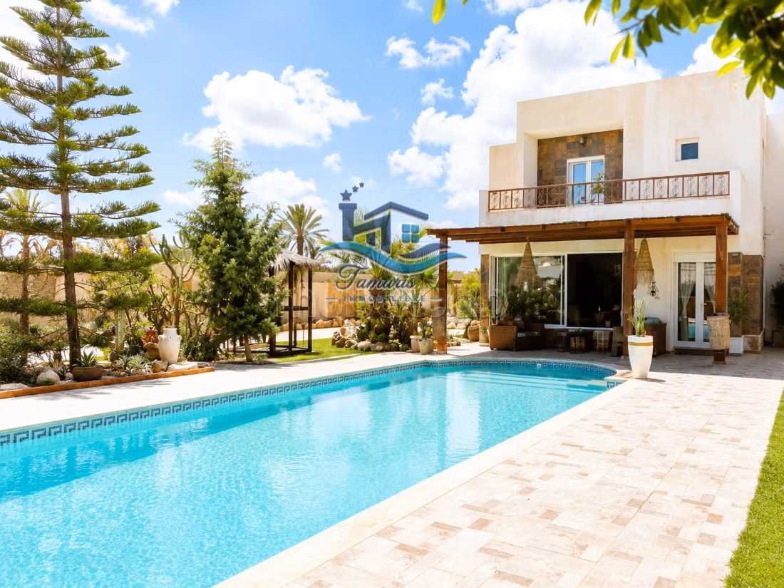 Villa L'Échappée Belle S4 con piscina