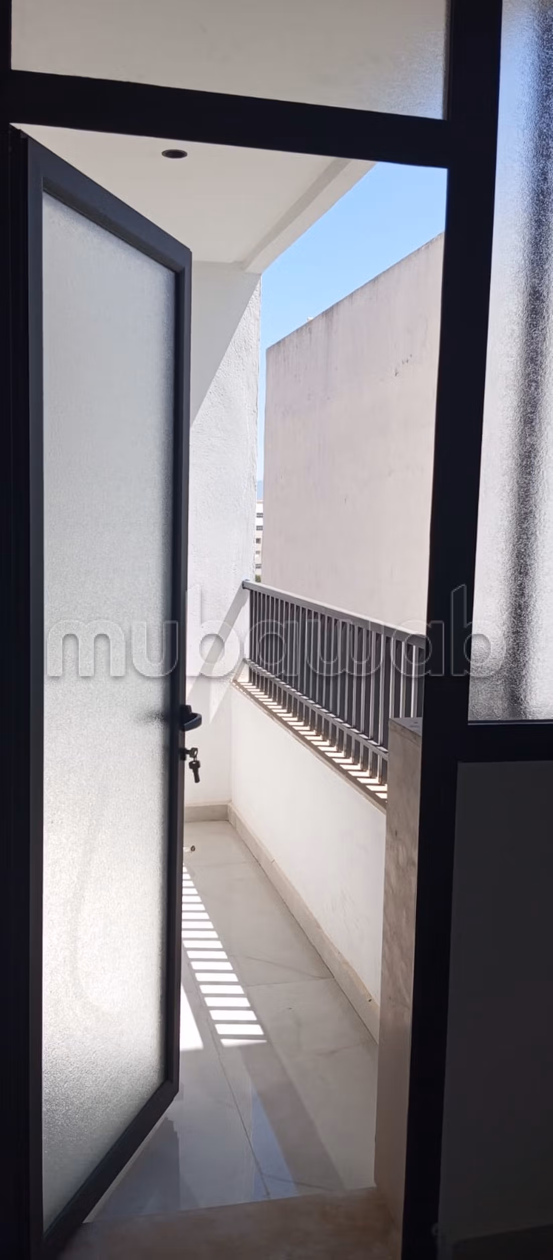 Appartement de luxe en location 155 mètres 
proximité Avenue des Far
