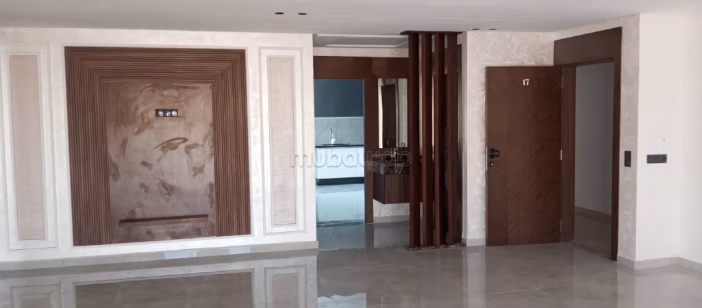 Appartement de luxe en location 155 mètres 
proximité Avenue des Far