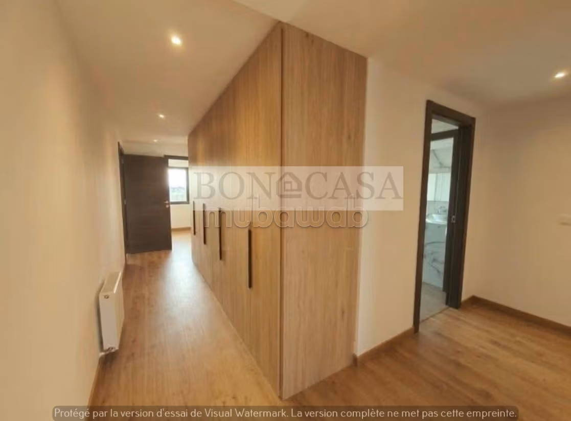 Attico S3 con jacuzzi in affitto a Gammarth