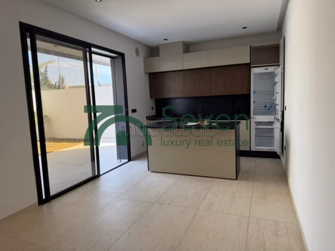 An empty S1 apartment