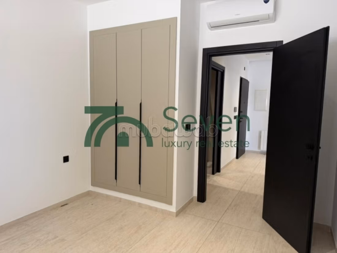 An empty S1 apartment