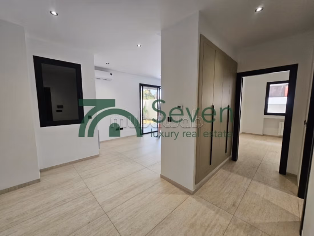An empty S1 apartment