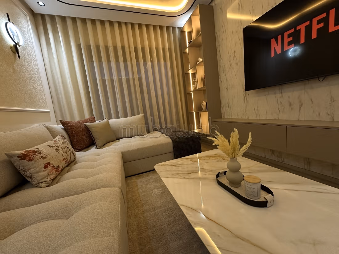 Studio Oasis 52m² arredato nuovo balcone parcheggio