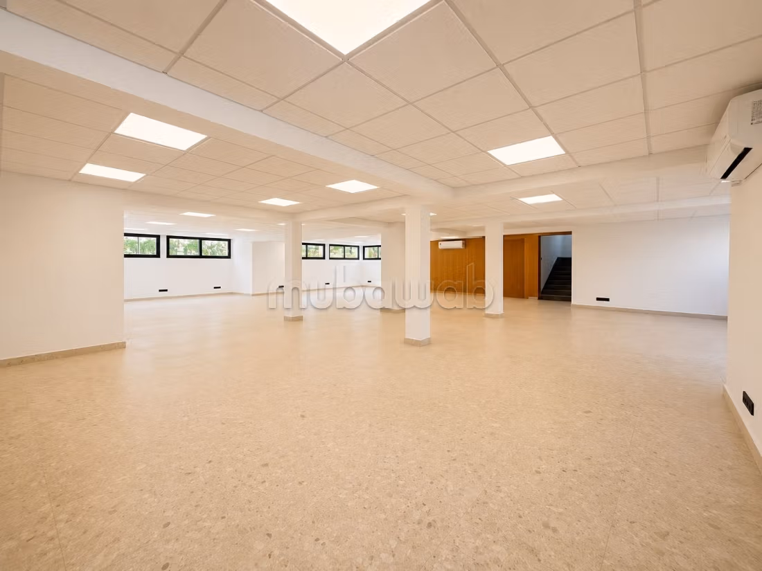 Anfa/Villa bureaux neuve 800m² Clim Jardin