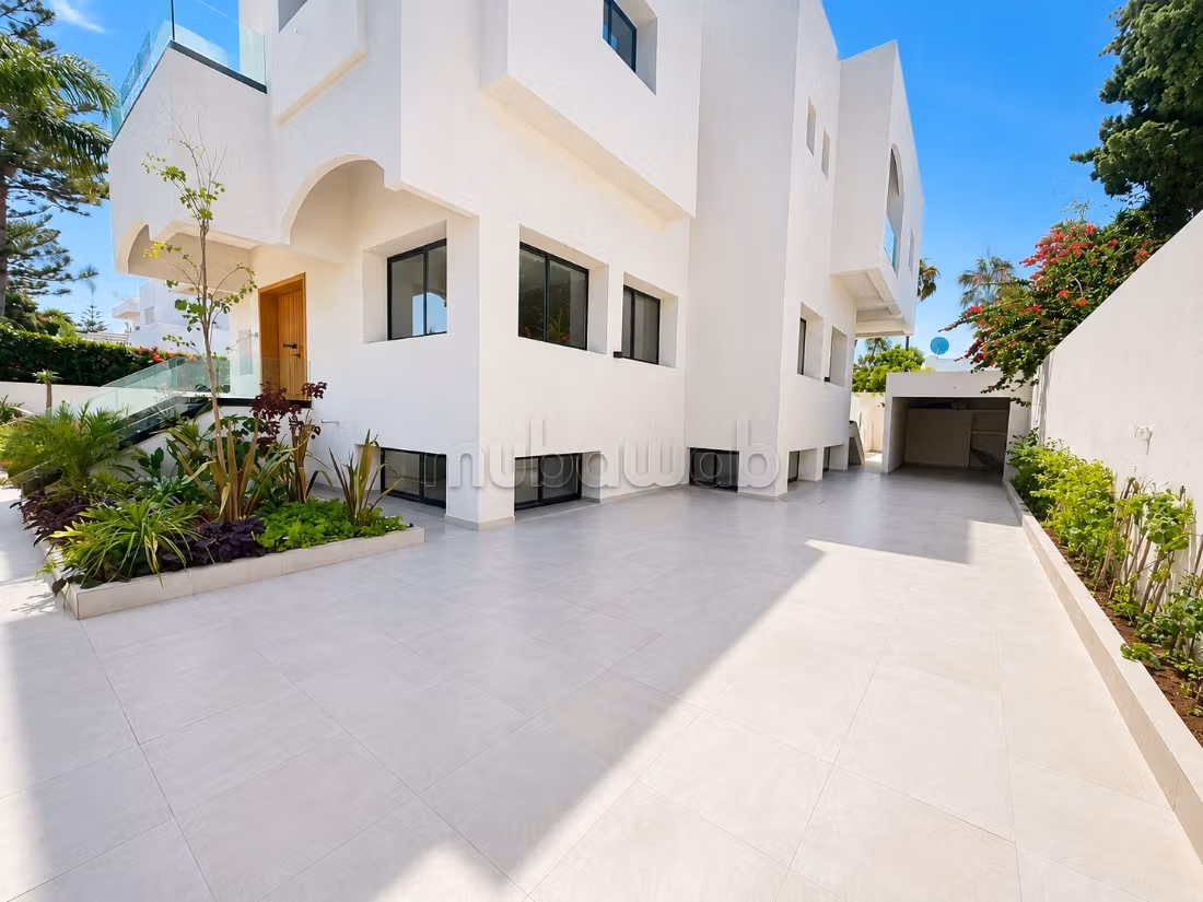 Anfa/Villa bureaux neuve 800m² Clim Jardin