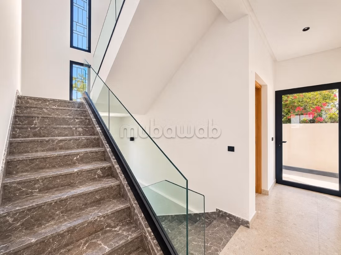 Anfa/Villa bureaux neuve 800m² Clim Jardin