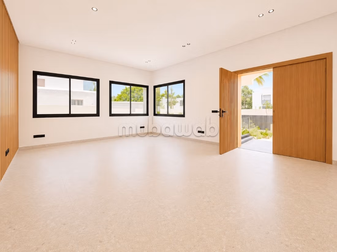 Anfa/Villa bureaux neuve 800m² Clim Jardin