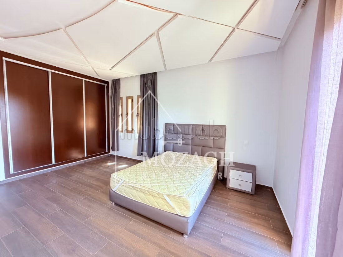 Bella villa con piscina privata a Targa